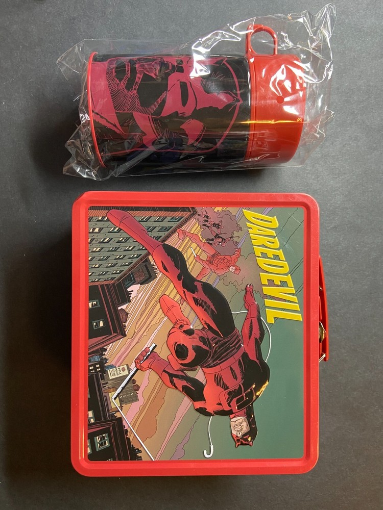 MARVEL Comics DAREDEVIL LUNCH BOX & THERMOS Previews Exclusive NEW