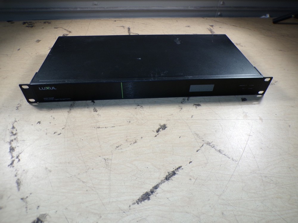LUXUL AMS-1208P SWITCH