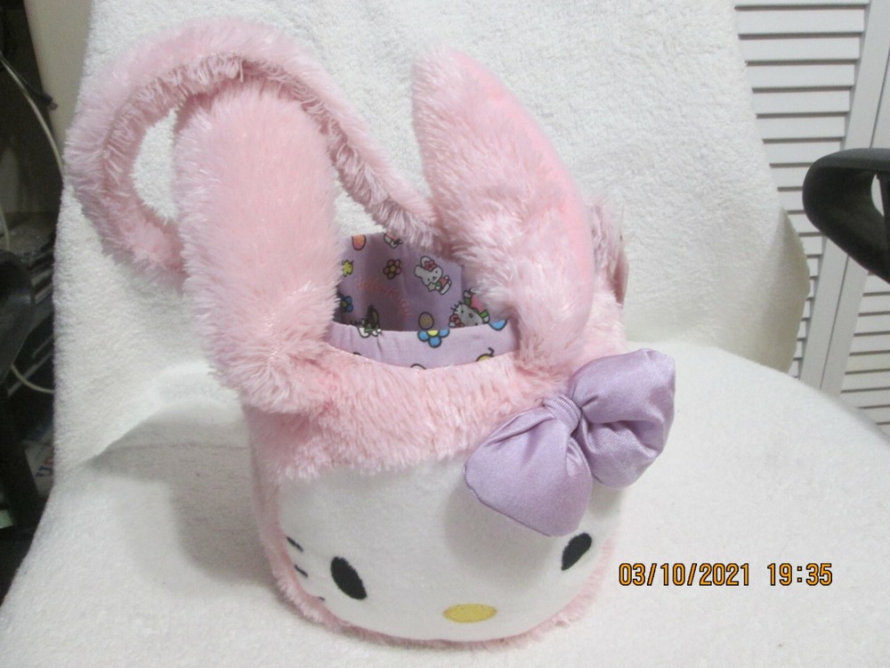 Sanrio Hello Kitty Pink Easter Basket New With Tag