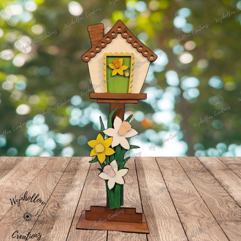 Springtime Flowers Interchangeable Birdhouse Insert