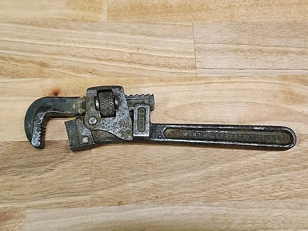 SMALL TRIMO SIZE 6 " ADJUSTABLE PIPE WRENCH - VINTAGE ORIGINAL
