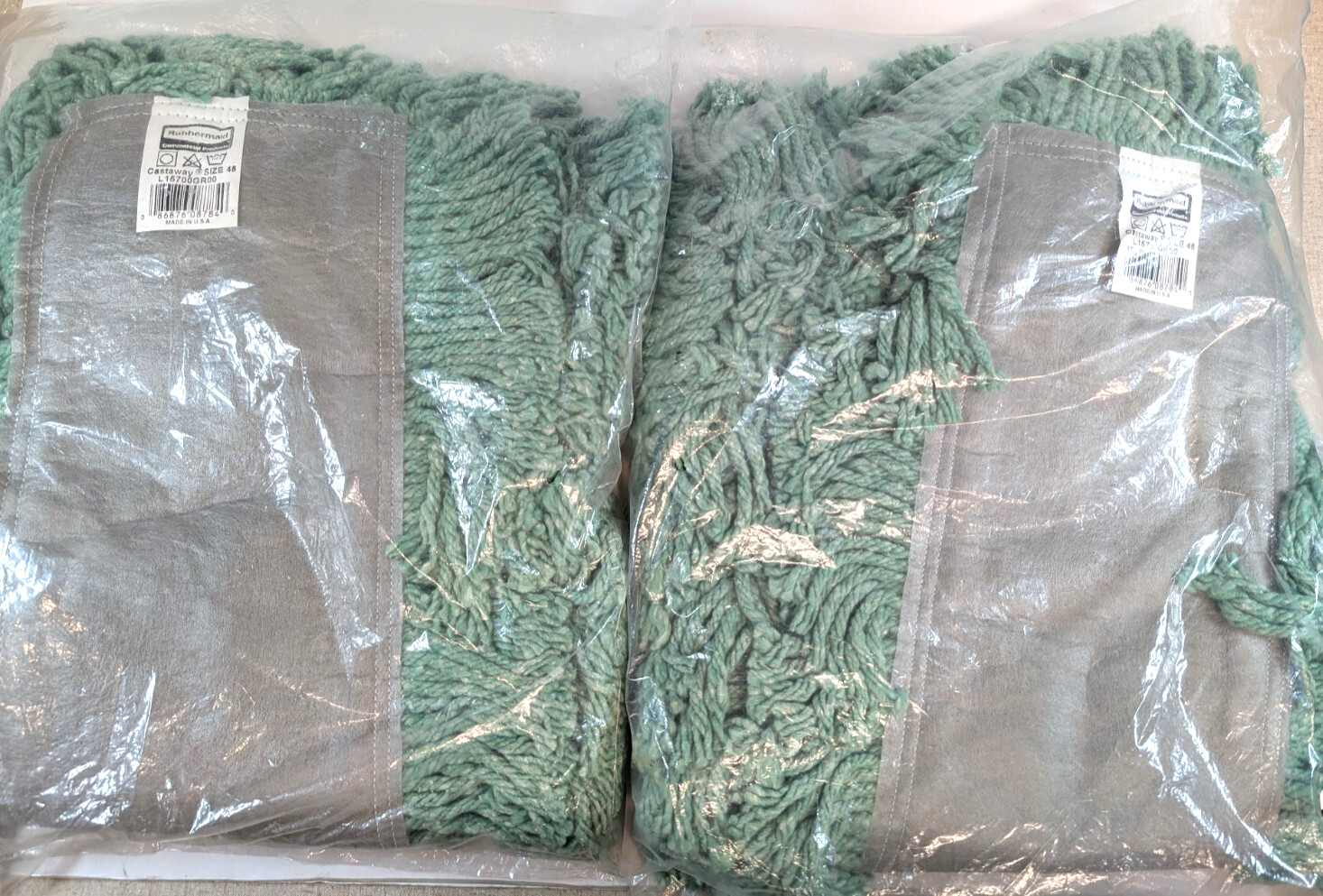 RUBBERMAID COMMERCIAL PRODUCTS L15700GR00 Dust Mop,Green 48"