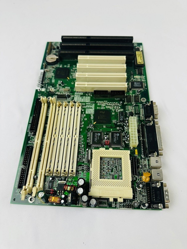 BCM Advanced Research FR550 Motherboard