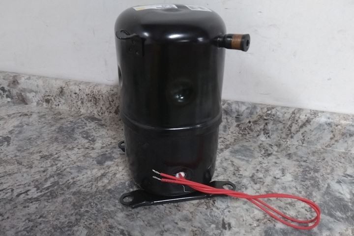Carrier P031-2429 230V Single Phase Compressor (C)