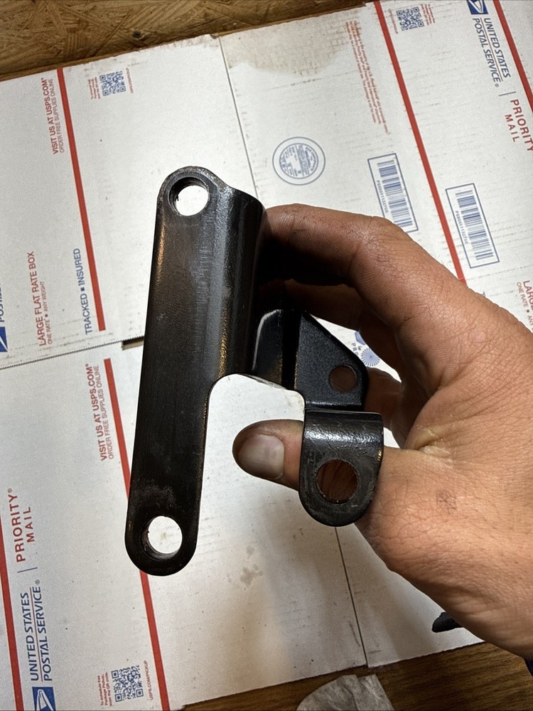 Mercruiser idler pulley bracket 807753