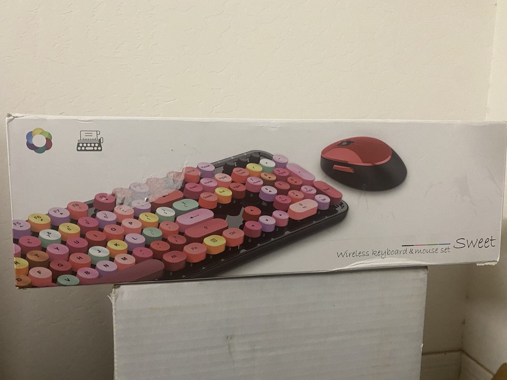 Wireless Keyboard And Mouse Combo, Ergonomic Full Size Typewriter Retro