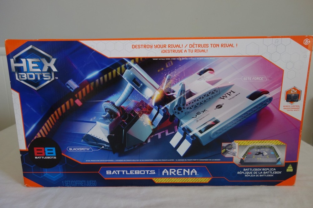 Hex Bots BattleBots Arena 4.0 Bite Force and Blacksmith Remote Control COMPLETE