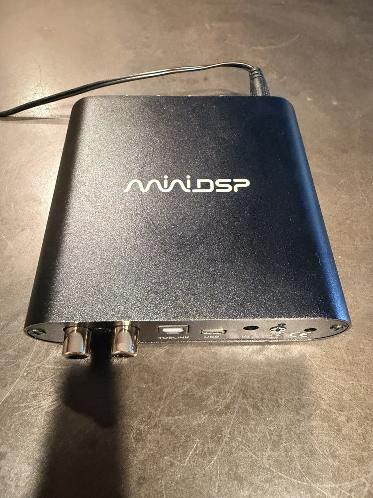 miniDSP 2x4 HD W / Remote