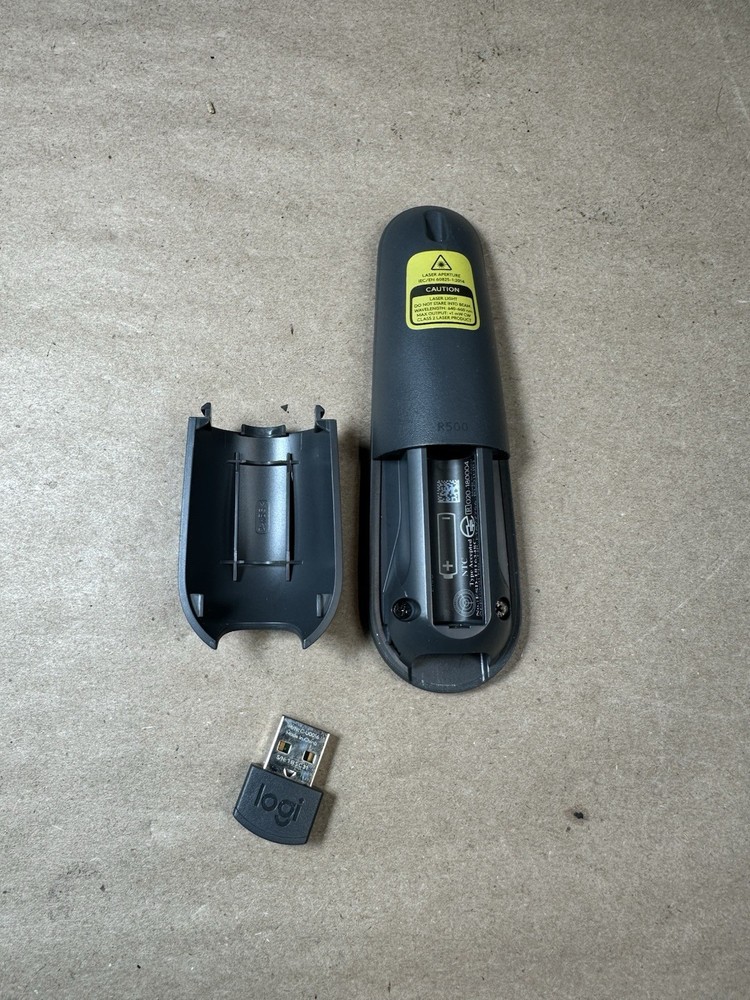 Logitech Presentation Remote Laser Pointer w USB Receiver Dongle! ~ Works Great!