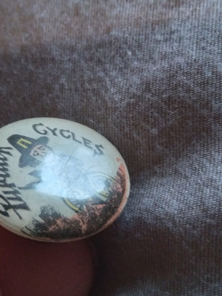 Rare Antique Puritan Cycles Bicycle Maker Metal Stud Button.