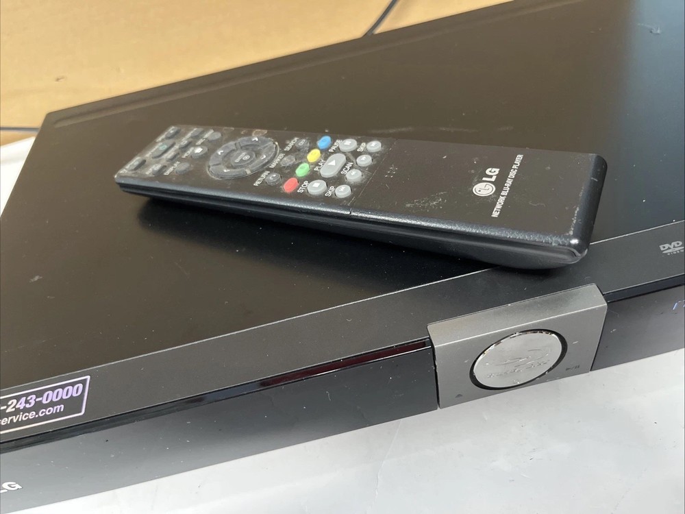 LG BD370 Blu-Ray Player | Remote Included