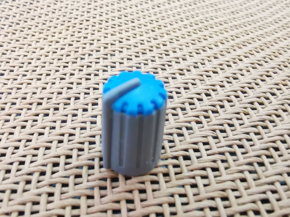 100PCS  Blue  Electric Guitar Plastic Effect Pedal Knobs Amplifier Control Knobs