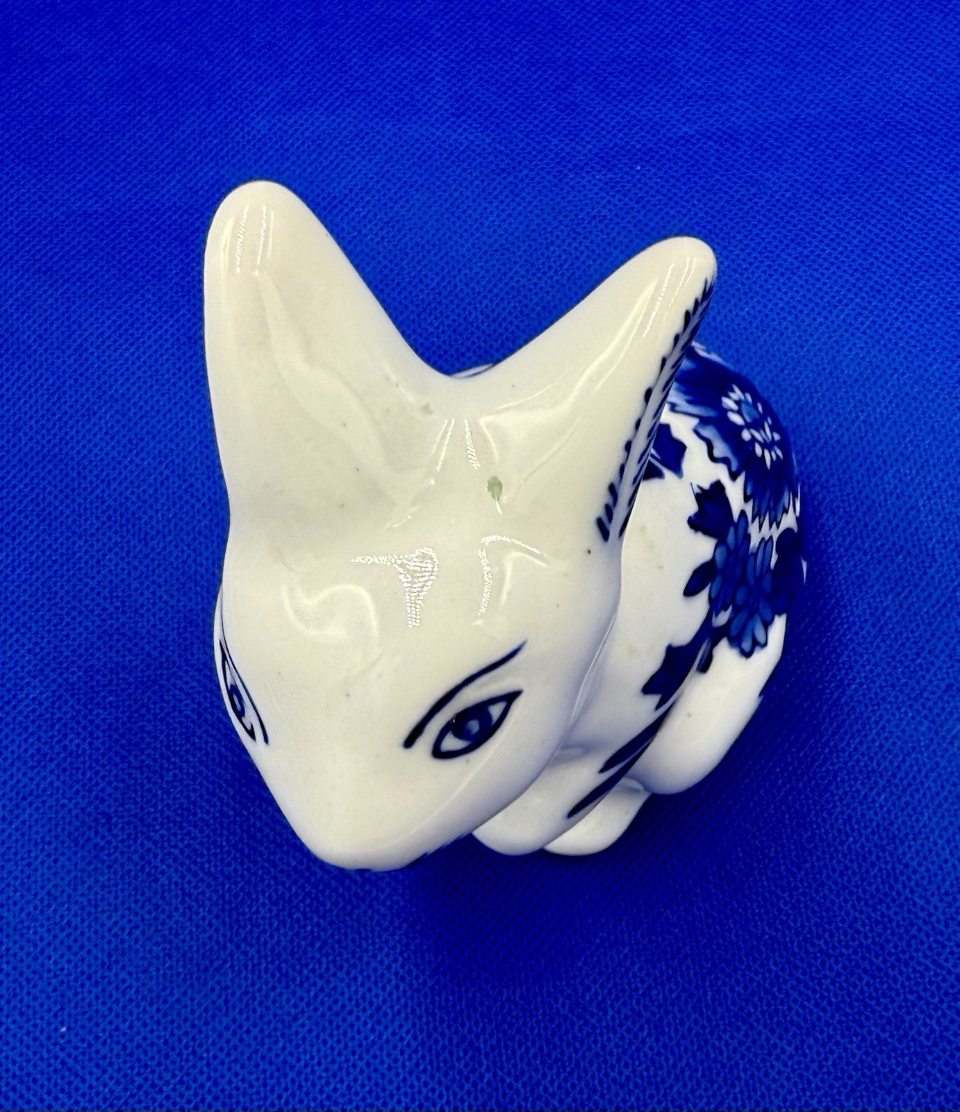 Vintage Blue And White Ceramic Rabbit Bunny Figurine Easter Floral
