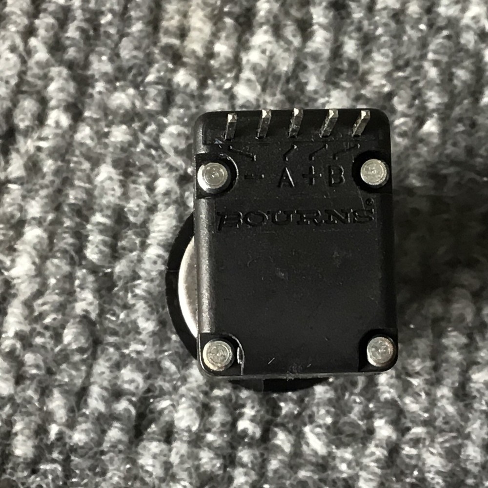 Bourns ENA1D-B20-L00128 Incremental Optical Encoder Used