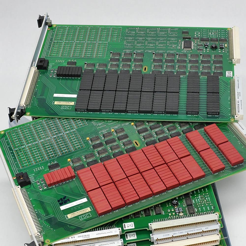Agilent Technologies HP E8793A VXI Bus 32x4 Matrix Module Relay Multiplex Card