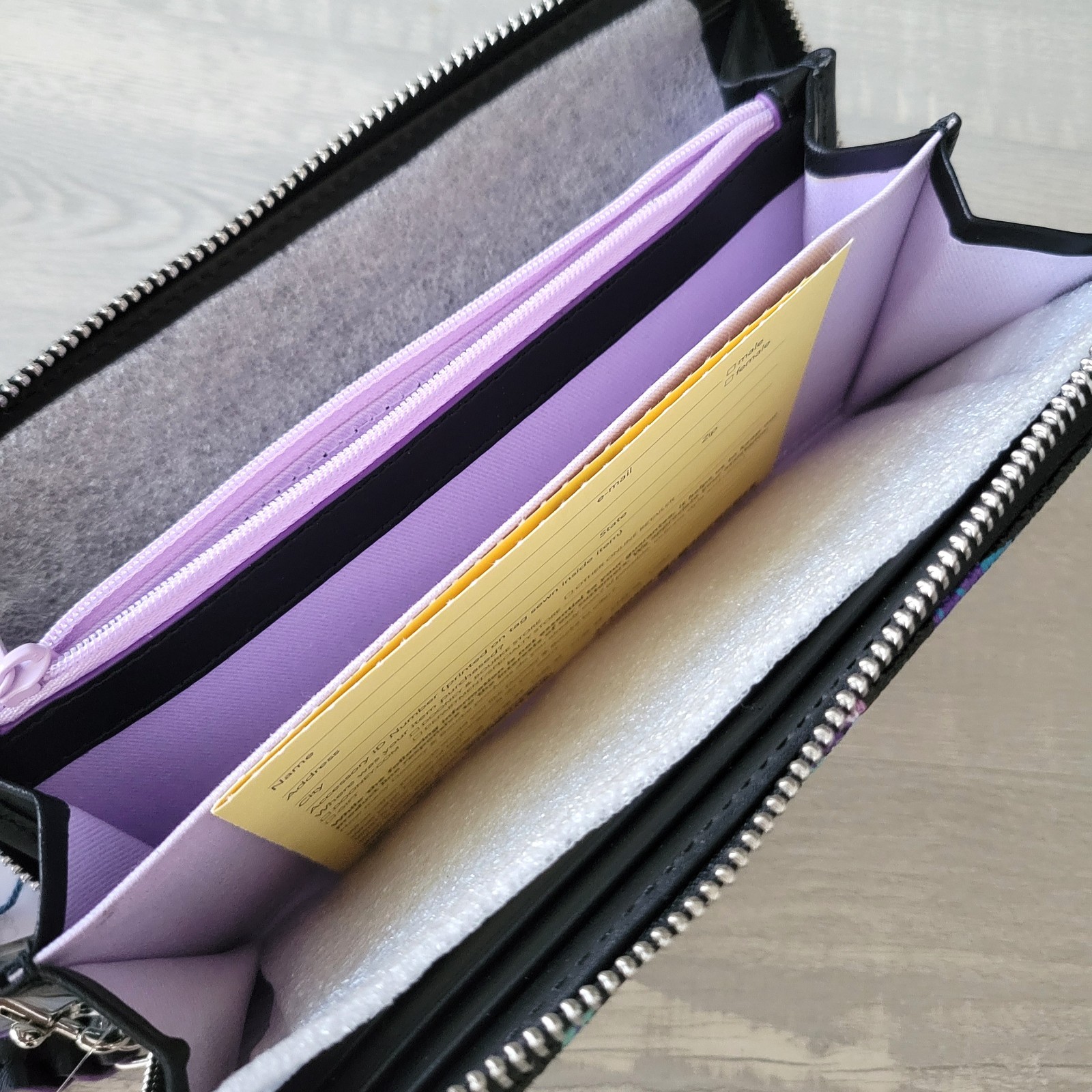 Disney Dooney Haunted Mansion Wallet Wristlet Madame Leota Ghosts Busts NWT