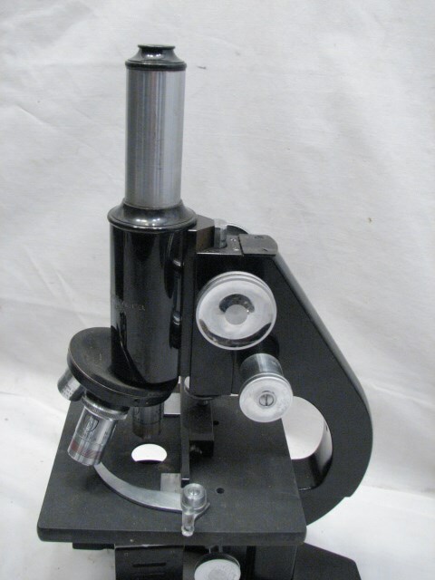 Bausch & Lomb American Optical Microscope +Case Oil 97X Objective Compound Stage