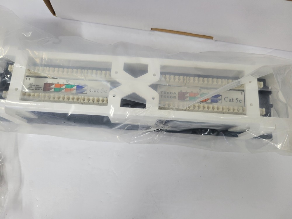 NEW Cat5e 110 Type Network Patch Panel 12 Port Vertical w/Bracket T568A/T568B