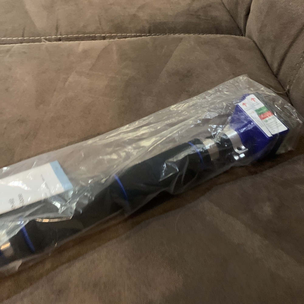 Hakeno Adjustable Pull Up Bar 28/32in New Open Box