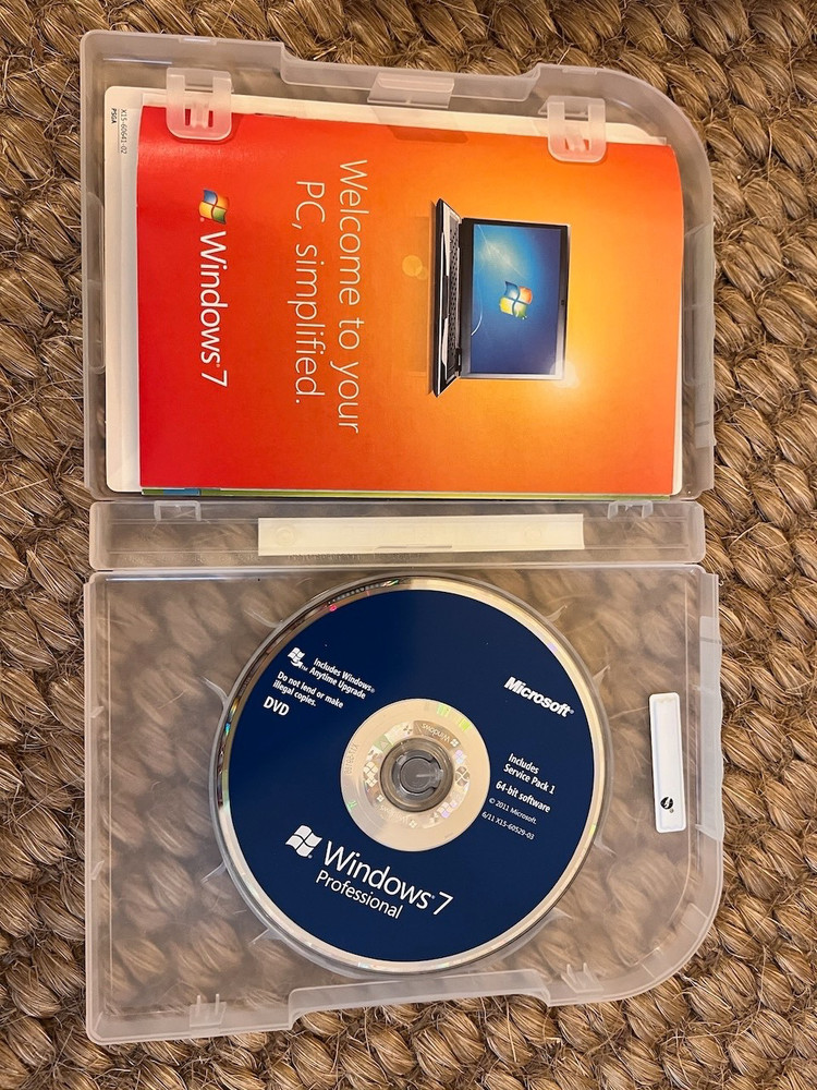 Microsoft Windows 7 Professional 32/64 Bit Full Version for Windows (FQC-00129)