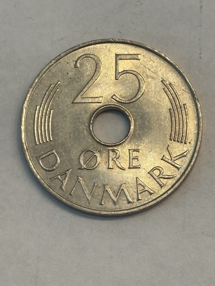 Denmark 25 Ore Coin 1977