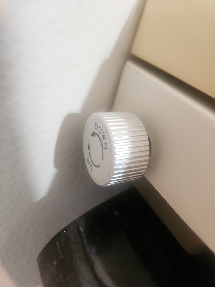 TOPCON CT-20 COMPUTERIZED NON TOUCH TONOMETER