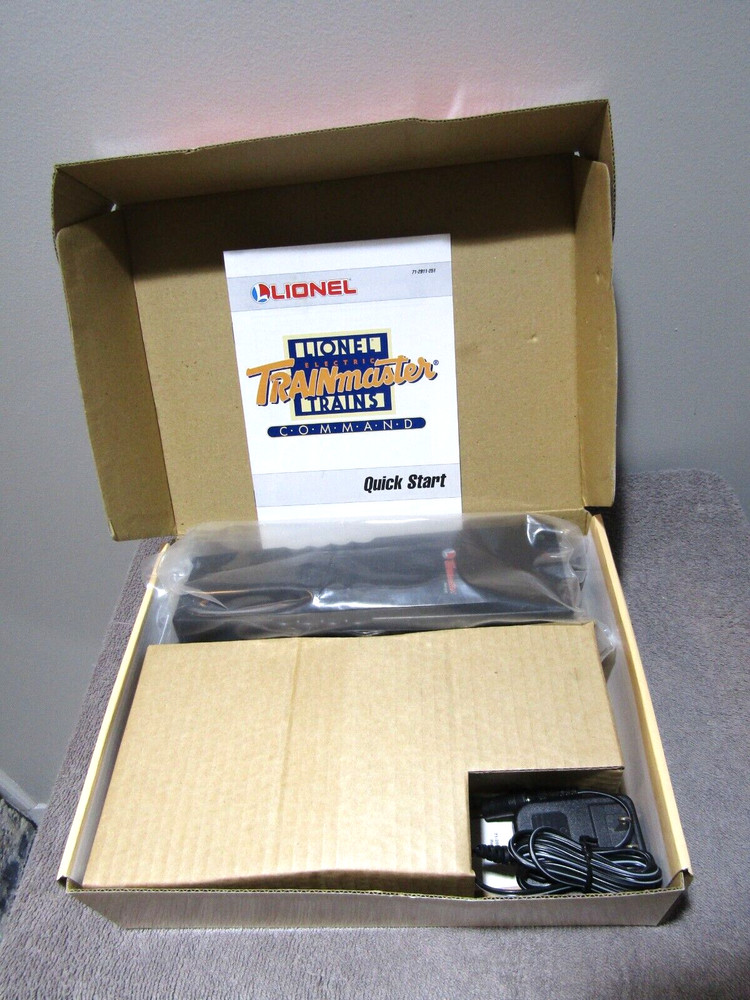 NEW Lionel Trainmaster Command TMCC Base-1 # 6-12911 & SC-2 Controller # 6-22980