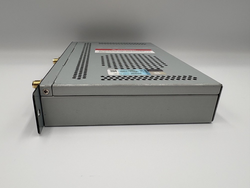 Newline OPS Onboard Computer S044P832 Intel Core i7-7500U BAREBONES UNIT TESTED