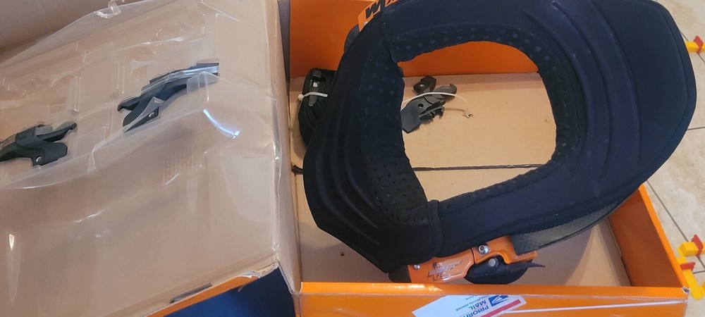 Leatt Ktm Neck Brace