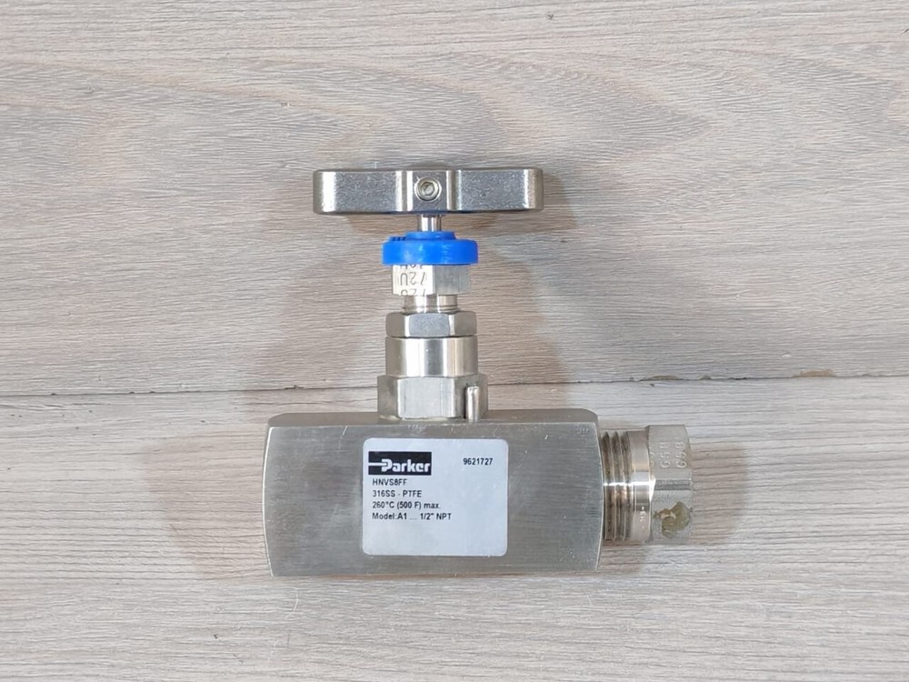 PARKER HNVS8FF NEEDLE PATTERN AND HAND VALVES