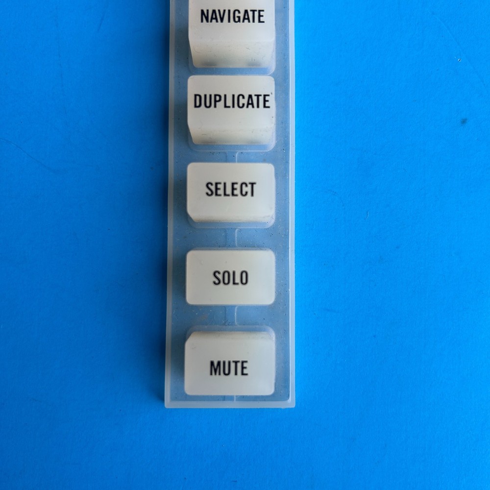 Native Instruments MASCHINE MKI Controller Part: Solo Mute Button Conductive Pad