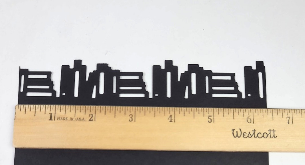 Creative Memories Bookshelf Decorative Border Punch Continuous Cut Locks Flat