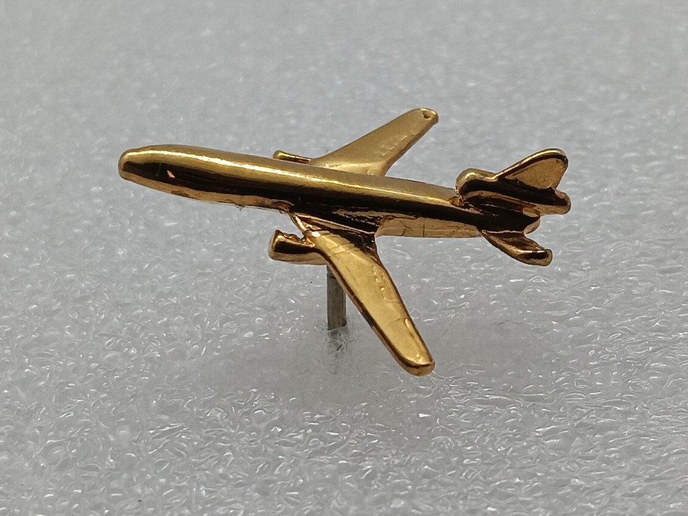 McDonnell Douglas DC-10 Lapel Pin