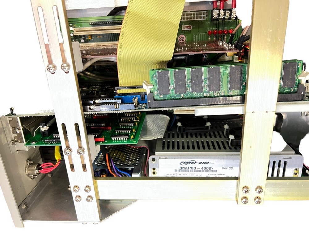 NoiseCom DNG 7500 Digital Noise Generator