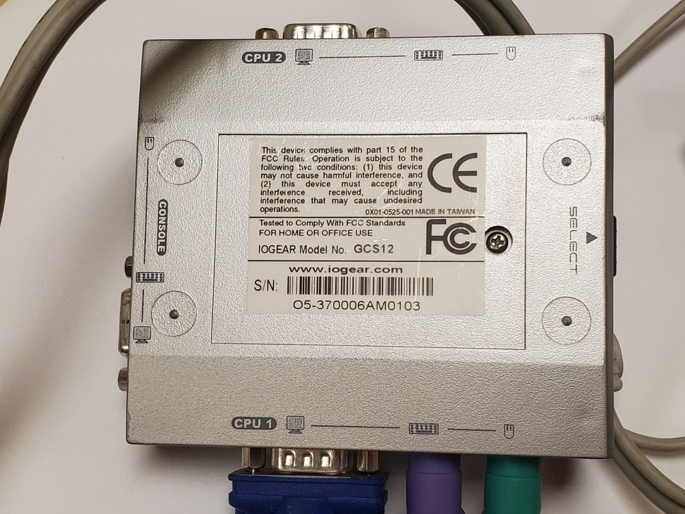 IOGEAR Mini View GCS12 2-Port KVM Switch with Cable