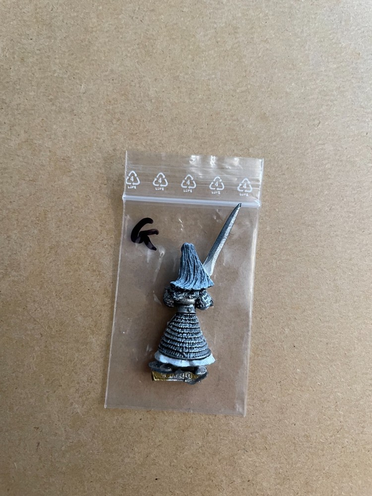 Warhammer High Elves Swordmaster metal