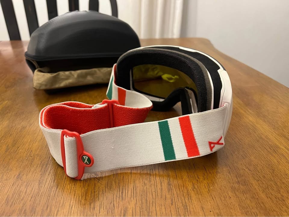 Anon M2 Limited Edition Olympic Goggles + Extra Lenses