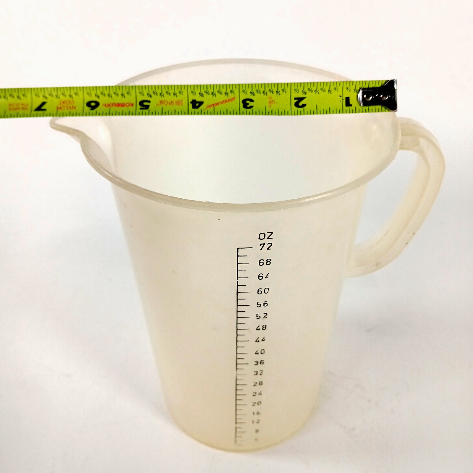2 Ltr VITRI Heavy Duty Plastic Darkroom Beaker/Pitcher Germany 8" Tall