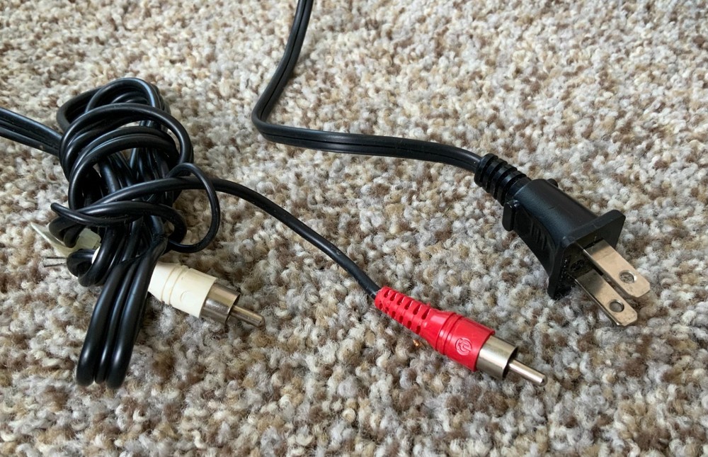 Phase Linear Model 8000 Linear Motor Turntable Series 2 - Untested - Powers On!