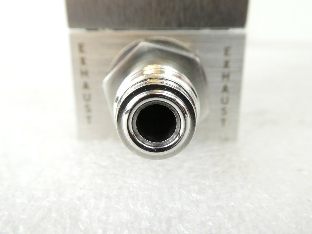 UNIT Instruments UFC-1100 Mass Flow Controller MFC AMAT 3030-01548 Working Spare