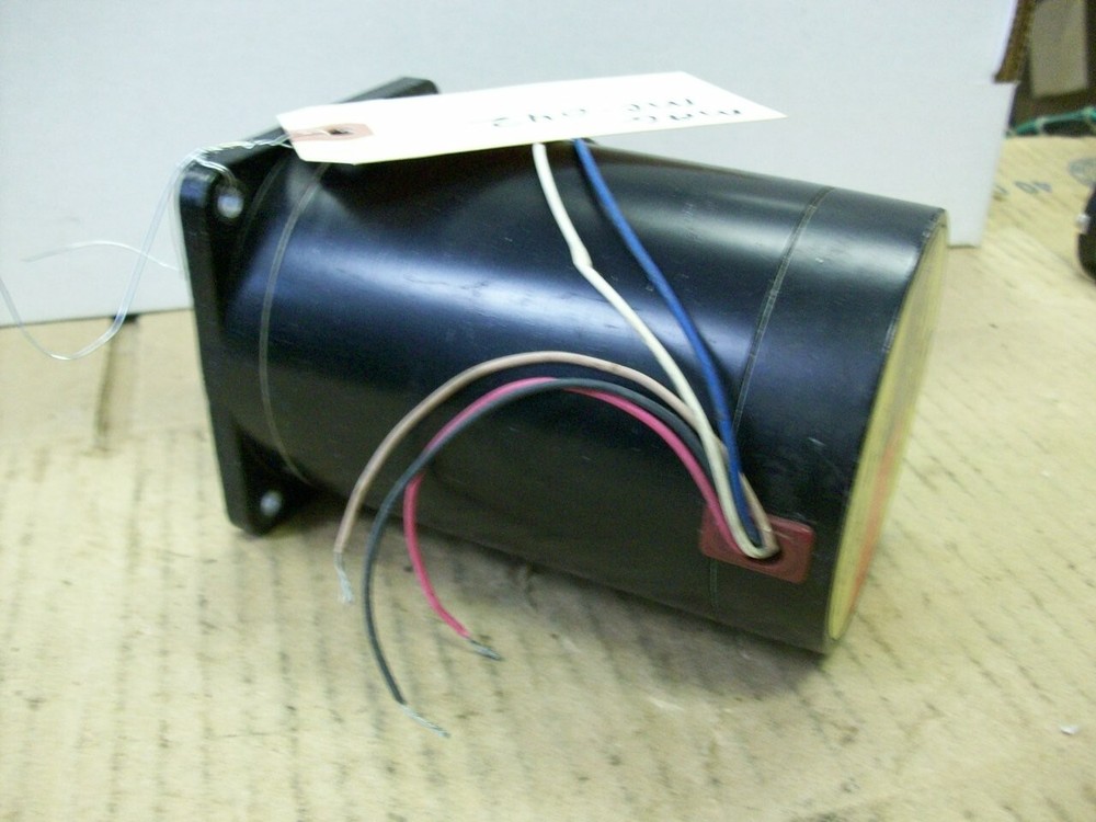 VEXTA UPH5913H-A STEPPING MOTOR