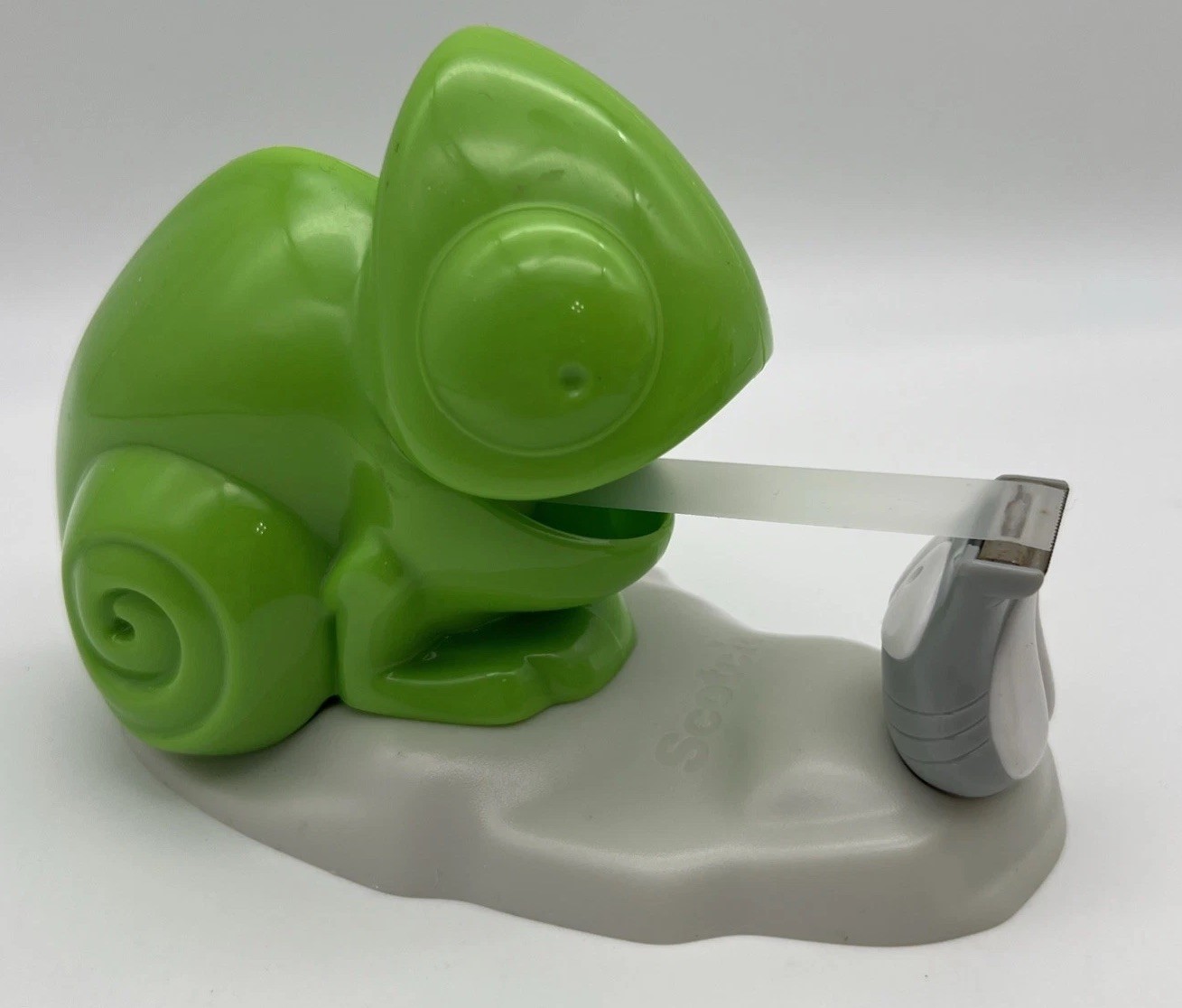 Scotch Green Chameleon Tape Dispenser With Tape