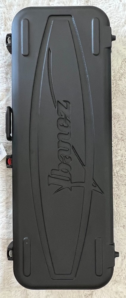 Ibanez M300C Hardshell Guitar Case Black - TSA Approved - Sample