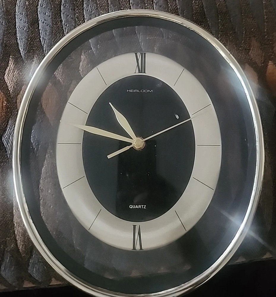 Heirloom Quartz Wall Clock Roman Number Wall Decor Clock NOT TESTED