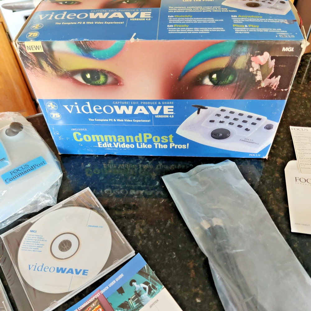 Vintage VIDEOWAVE COMMANDPOST PC & Web Video Editor Version 4.0 NEW