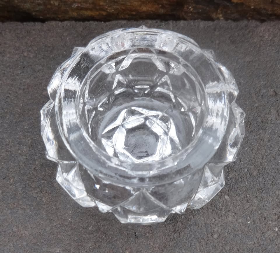 N.E Glass Washington Round Open Salt Dip, Cellar, Dish!