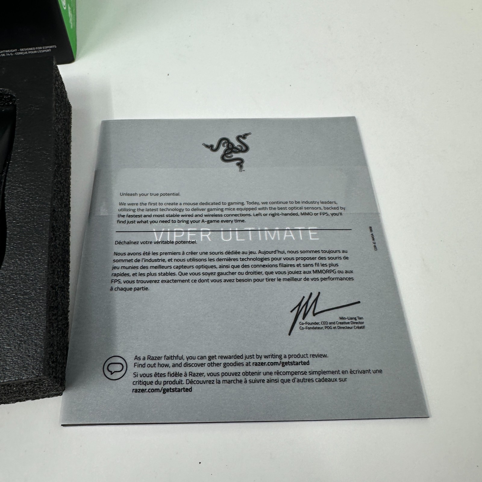 Razer Viper Ultimate Wireless Gaming Mouse RGB Dock Black - Pre-Owned