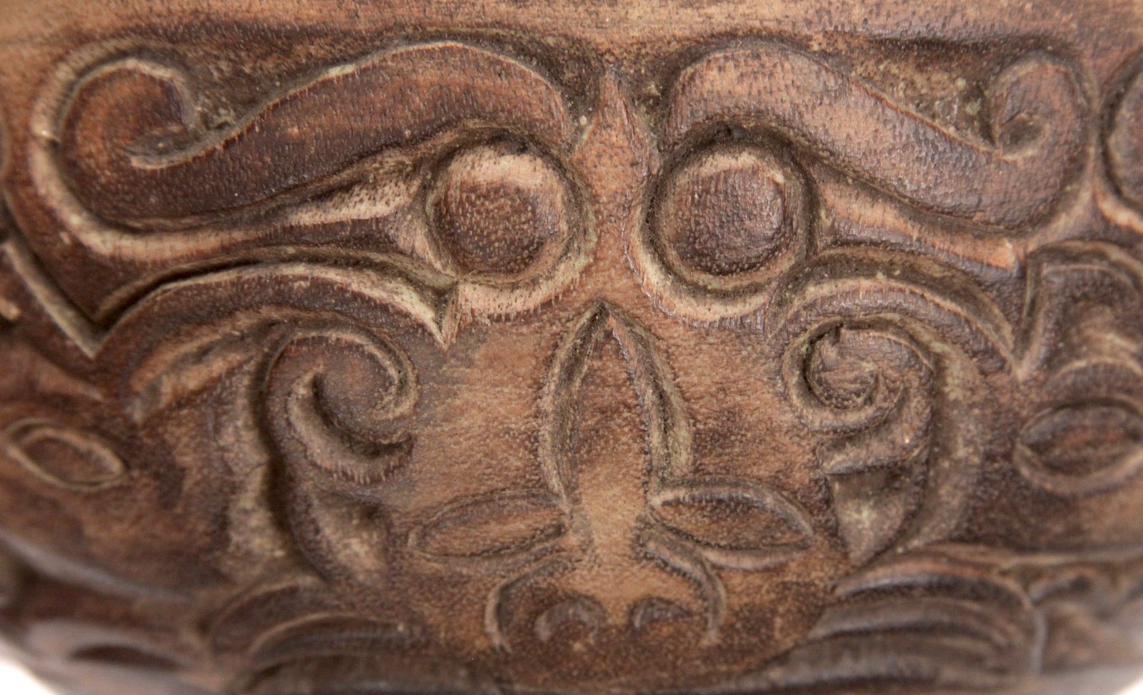 Vintage Carved Wooden Indonesian Dayak Bowl Borneo Lizard Ethnographic Carving