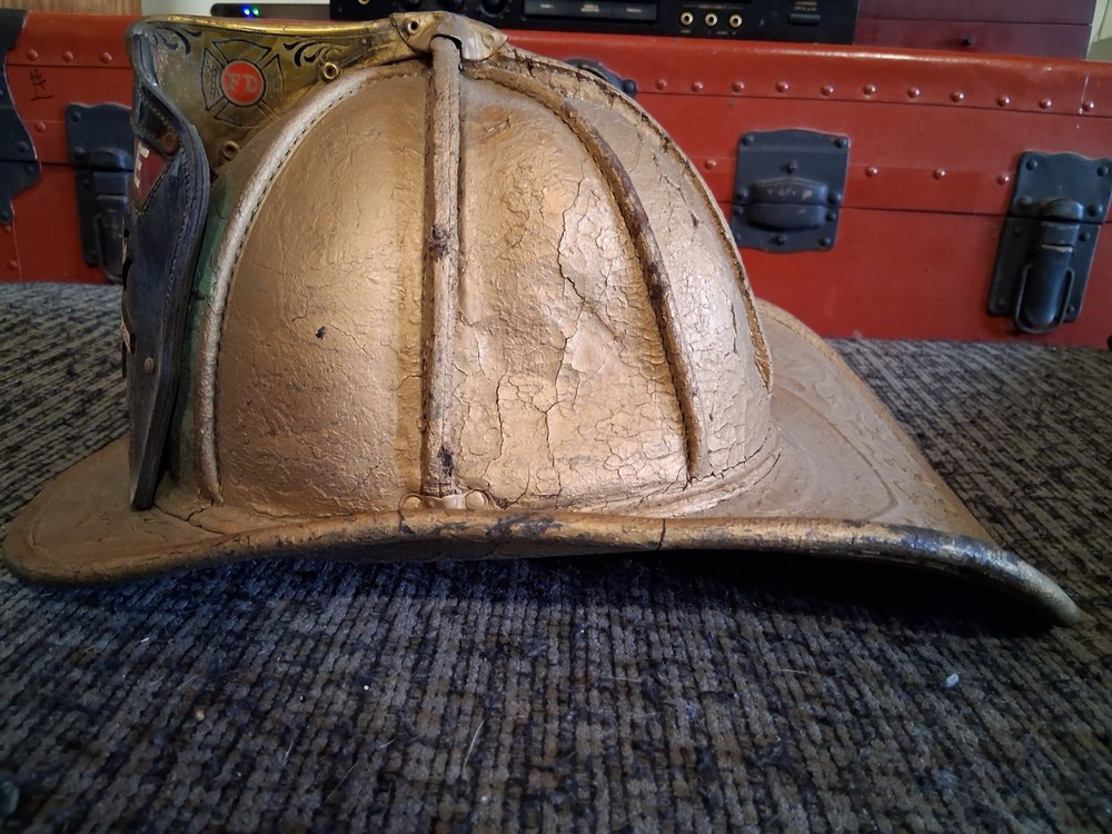 LEATHER FIRE HELMET n5a