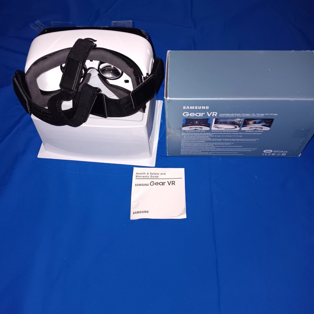 Samsung Gear VR Powered by Oculus - New never used